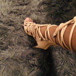 Steven Madden Dancing Blush Nubuck heels